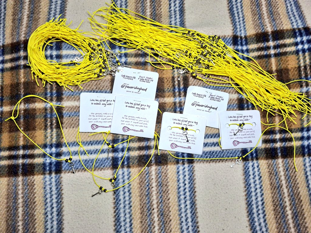 pauuridinghood's tweet image. I made some wish bracelets for my fellow Attorneys who will be attending Code Raven CSE (@LukeEventsPh) on Nov 29 and Heart Stealer CSE: A Luke Pearce CSE (@themisdayph) on Dec 6. 

I am excited to see you there! 

#CodeRavenCSE #HeartStealerCSE #LUKECSE2025