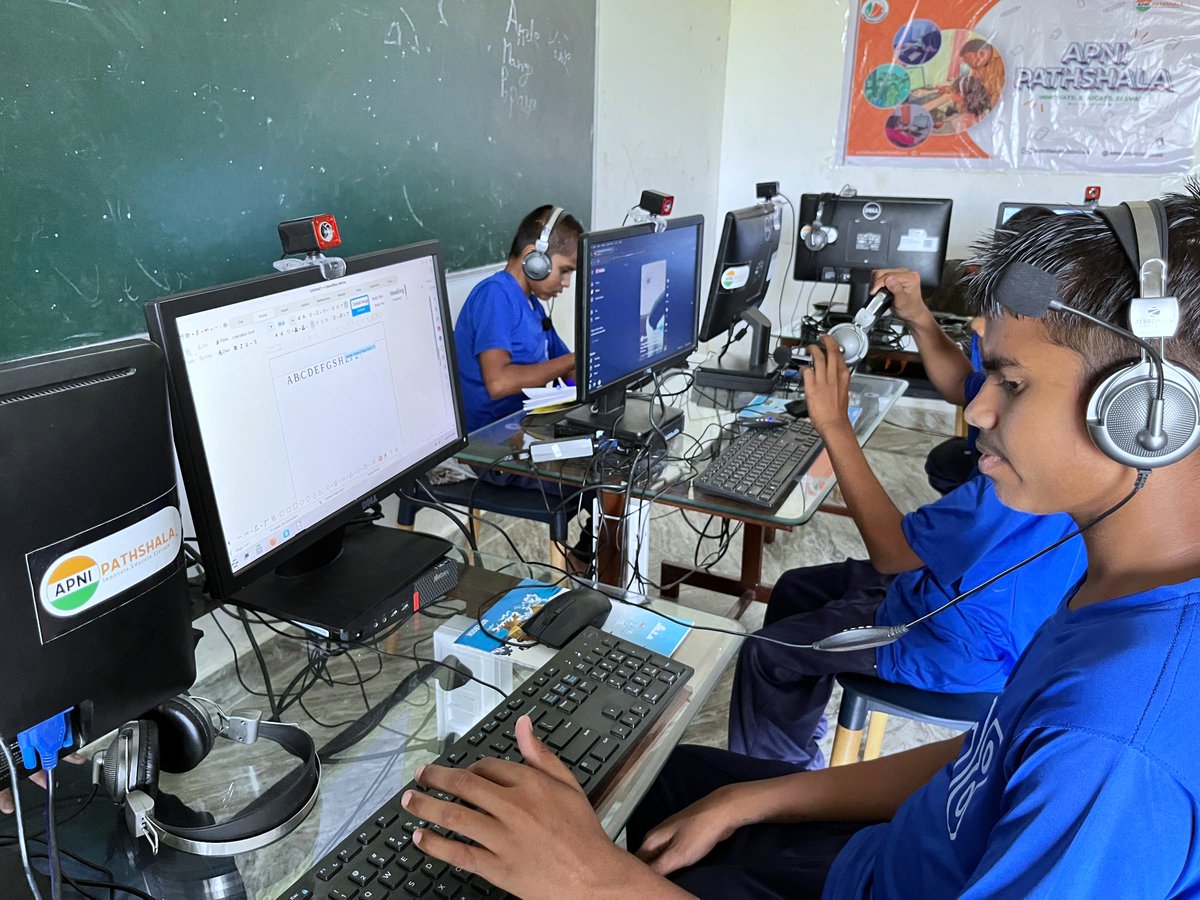 apnipathshala_'s tweet image. Every child deserves a safe and joyful learning environment.
 Apni Pathshala&apos;s Learning PODs provide digital education, skill development, mentorship, and community support for students across India. 

Visit: apnipathshala.org

#ApniPathshala #DigitalEducation…