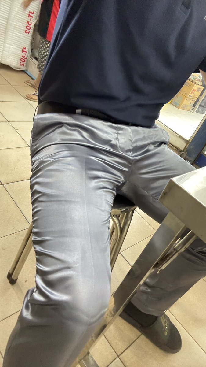 โต๊ะข้าง ๆ มีไหม…จะย้ายไปนั่งด้วย