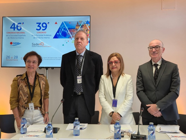 #46SEMI📰Los internistas, expectantes ante la reactivación de Sanidad para actualizar programas formativos: “Llevamos una década de plano absoluto”
👉Sin cambios desde 2007, la presidenta de la Comisión Nacional de la Especialidad de Medicina Interna confía en que el de medicina