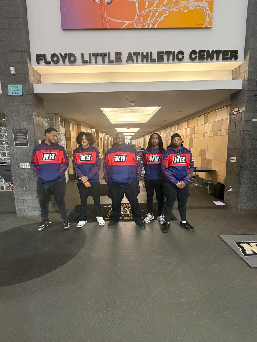 Raff1575's tweet image. 2025 Elm City Bowl Luncheon!  
Captains &amp;amp; Coaches from each team gather before the 40th annual Elm City Bowl at Marone/Barbarito complex  on Thanksgiving morning - 
1030am kickoff.   
#cthsfb #SCC #Gametime