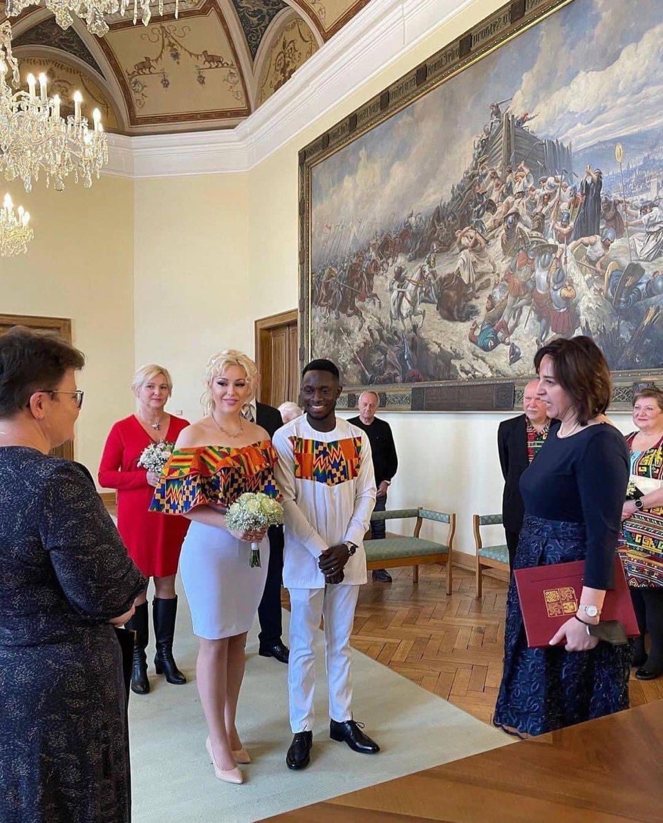 Oluchiisxn's tweet image. This is low key what every man wants