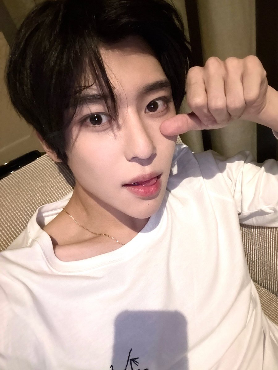 다메 tweet media