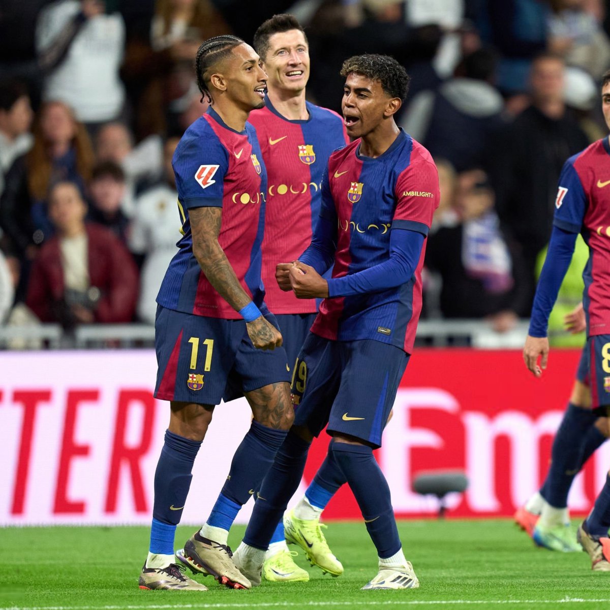 VibesFoot's tweet image. 🔴 𝗟𝗔𝗠𝗜𝗡𝗘 𝗬𝗔𝗠𝗔𝗟, 𝗥𝗢𝗕𝗘𝗥𝗧 𝗟𝗘𝗪𝗔𝗡𝗗𝗢𝗪𝗦𝗞𝗜 𝗘𝗧 𝗥𝗔𝗣𝗛𝗜𝗡𝗛𝗔 𝗗𝗘𝗩𝗥𝗔𝗜𝗘𝗡𝗧 𝗘̂𝗧𝗥𝗘 𝗧𝗜𝗧𝗨𝗟𝗔𝗜𝗥𝗘𝗦 𝗖𝗢𝗡𝗧𝗥𝗘 𝗔𝗟𝗔𝗩𝗘́𝗦 ! ✅💙❤️

Une première depuis le 25 mai dernier contre l&apos;Athletic Club.

🗞️ @fansjavimiguel