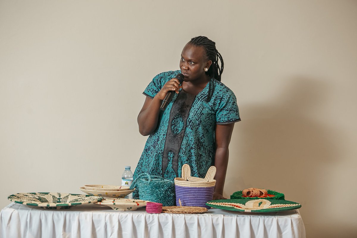 From fashion to food and entertainment to hairdressing, Uganda’s youth are innovating daily.

Story Fest celebrates and strengthens their journeys. 

#STORYFEST25
#CRVPF
#CRVPFAT10