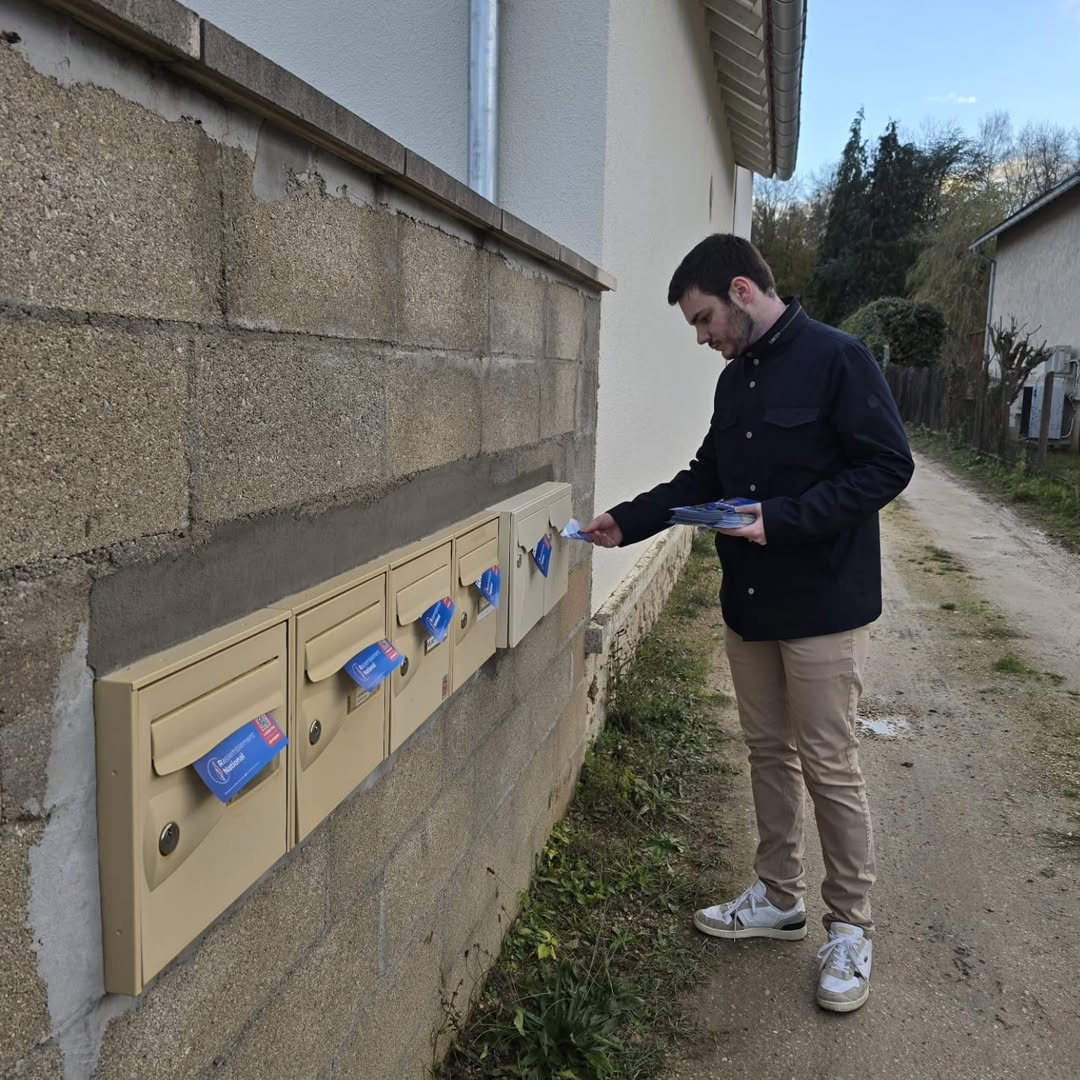 📬 Journée de boîtage à D’Huison-Longueville
De belles rencontres, des échanges francs et l’occasion de parler de notre projet pour 2026.

Proches du terrain, engagés pour demain : Rassemblement pour D'Huison-Longueville !

#municipales2026 #dhuisonlongueville