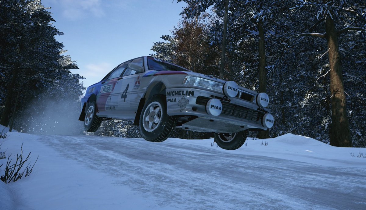 xq125's tweet image. 雪とギャランって似合うね
#EAsportsWRC