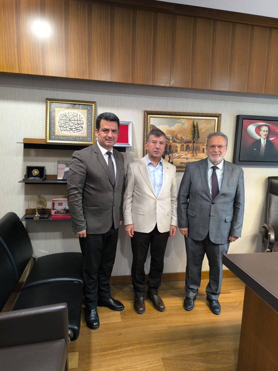 Kamu Üniversiteleri Daire Başkanları Derneği Genel Başkanı Mevlüt Bahçevan ve yönetim kurulu üyelerini Gazi Meclisimizde ağırladık.

Üniversitelerimizin daire başkanlarının beklenti ve taleplerini bizlere ilettiler.
İlgili konuları dikkatle not alarak değerlendirmemizi