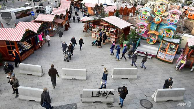 TheBritLad's tweet image. If the imaginary “far right” are the problem, then why do we need anti-car ramming barriers around Christmas markets and not mosques? 👇🤷‍♂️