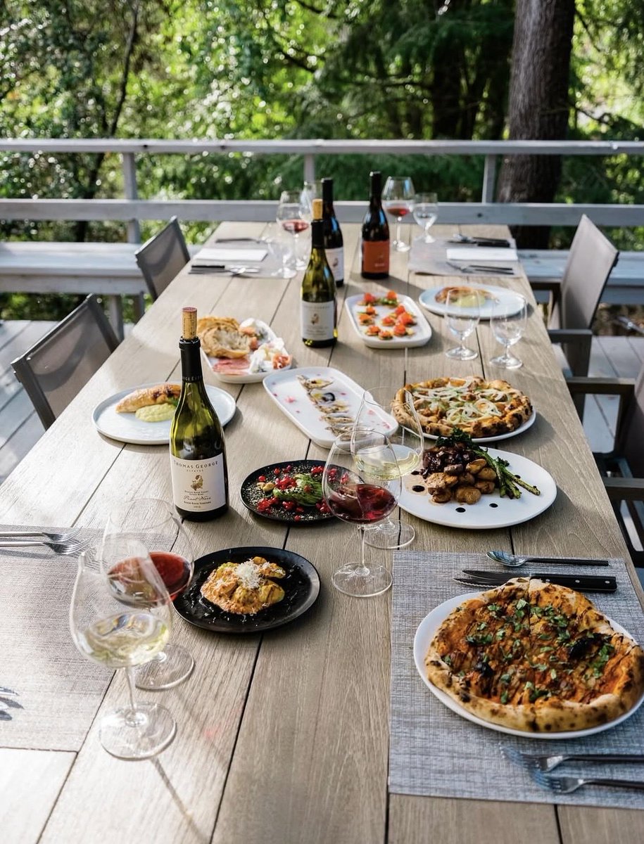 XIII_Dionysos's tweet image. #wine #table