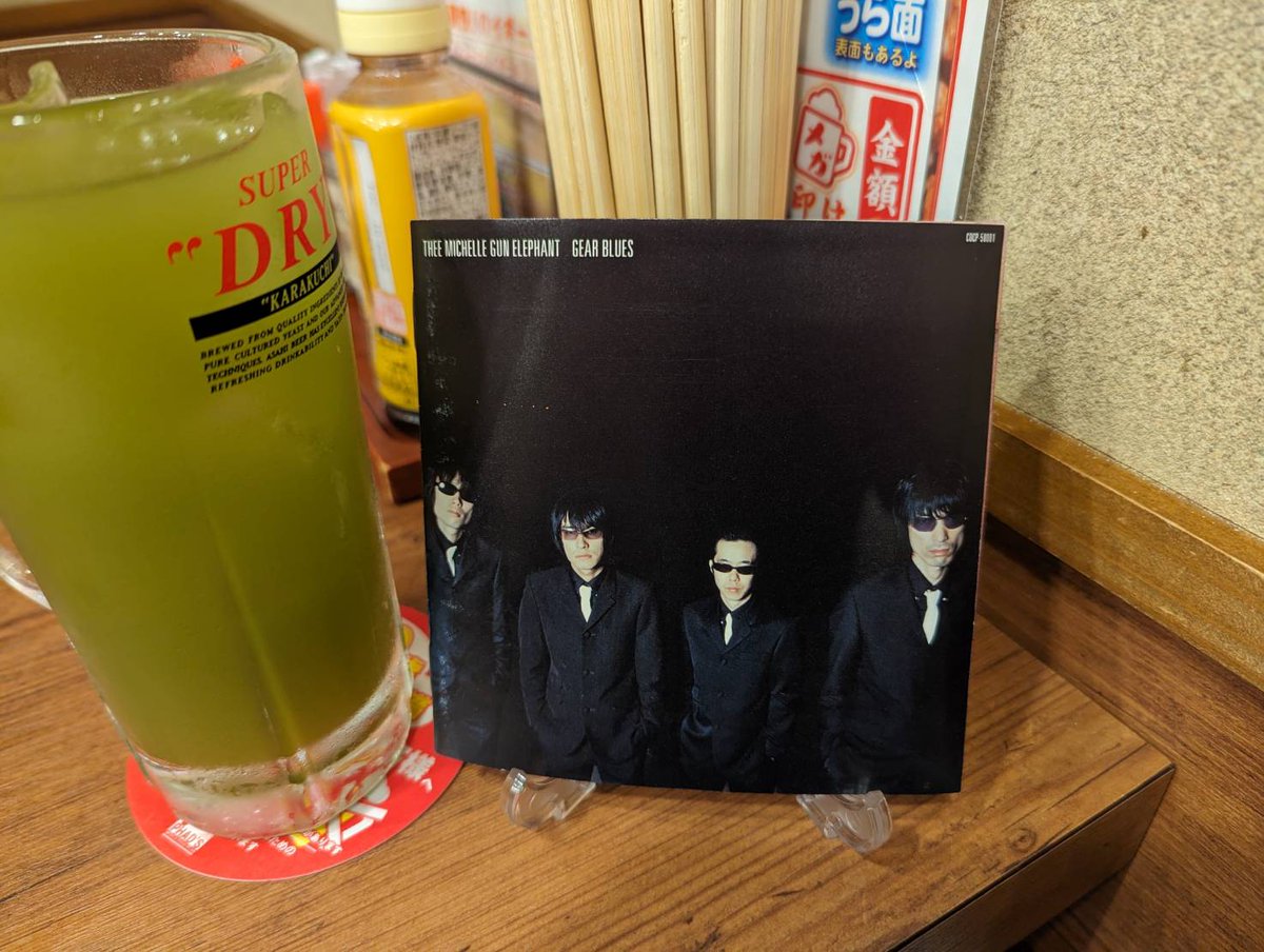 nisemocchy's tweet image. 昨日が命日でした、２周忌を迎えましたチバユウスケ氏を悼んで！
 #TMGE
 #THEBIRTHDAY
 #ROSSO
 #チバユウスケ