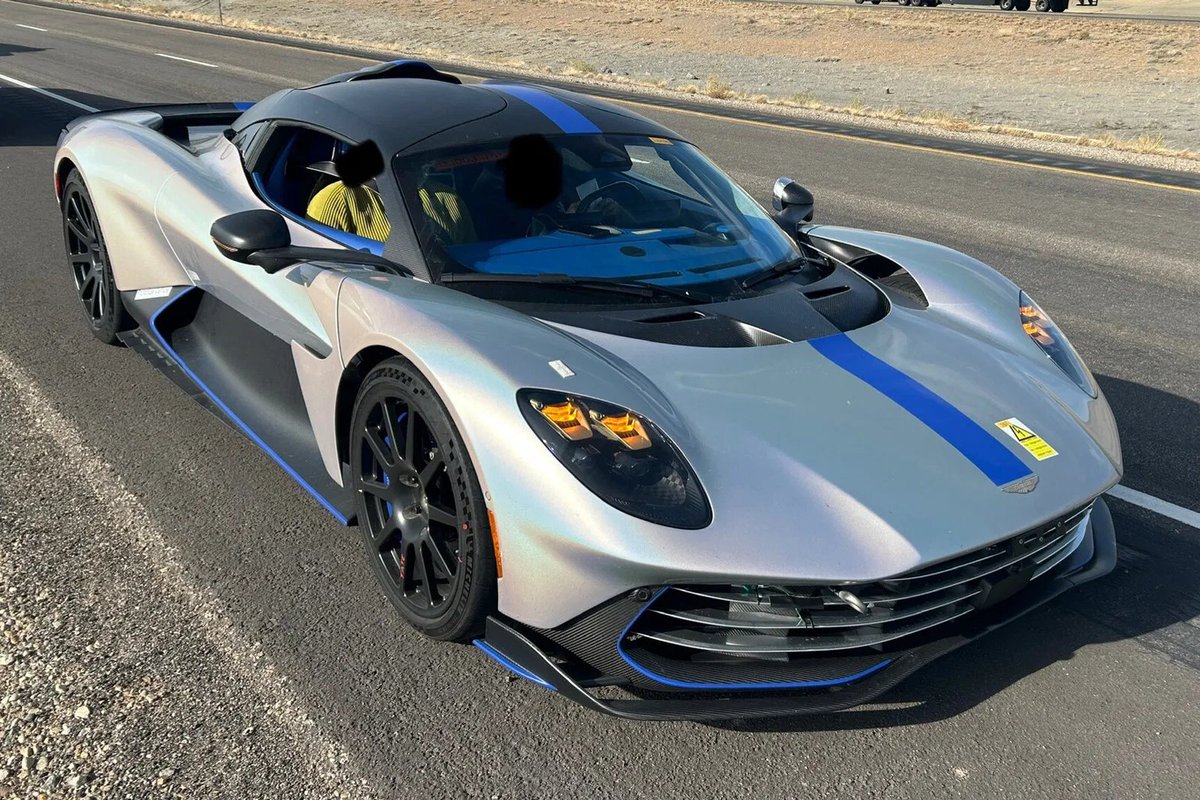 AR12Gaming's tweet image. This Aston Martin Prototype was pulled over for reckless driving 👮‍♂️💨

An Aston Martin Valhalla test mule was pulled over in Utah on I70 during high-speed development runs.

💥 1,064 hp hybrid
⚡ 0–62 in 2.5s
🚨 Cited for reckless driving

Only 999 Valhallas will be built.