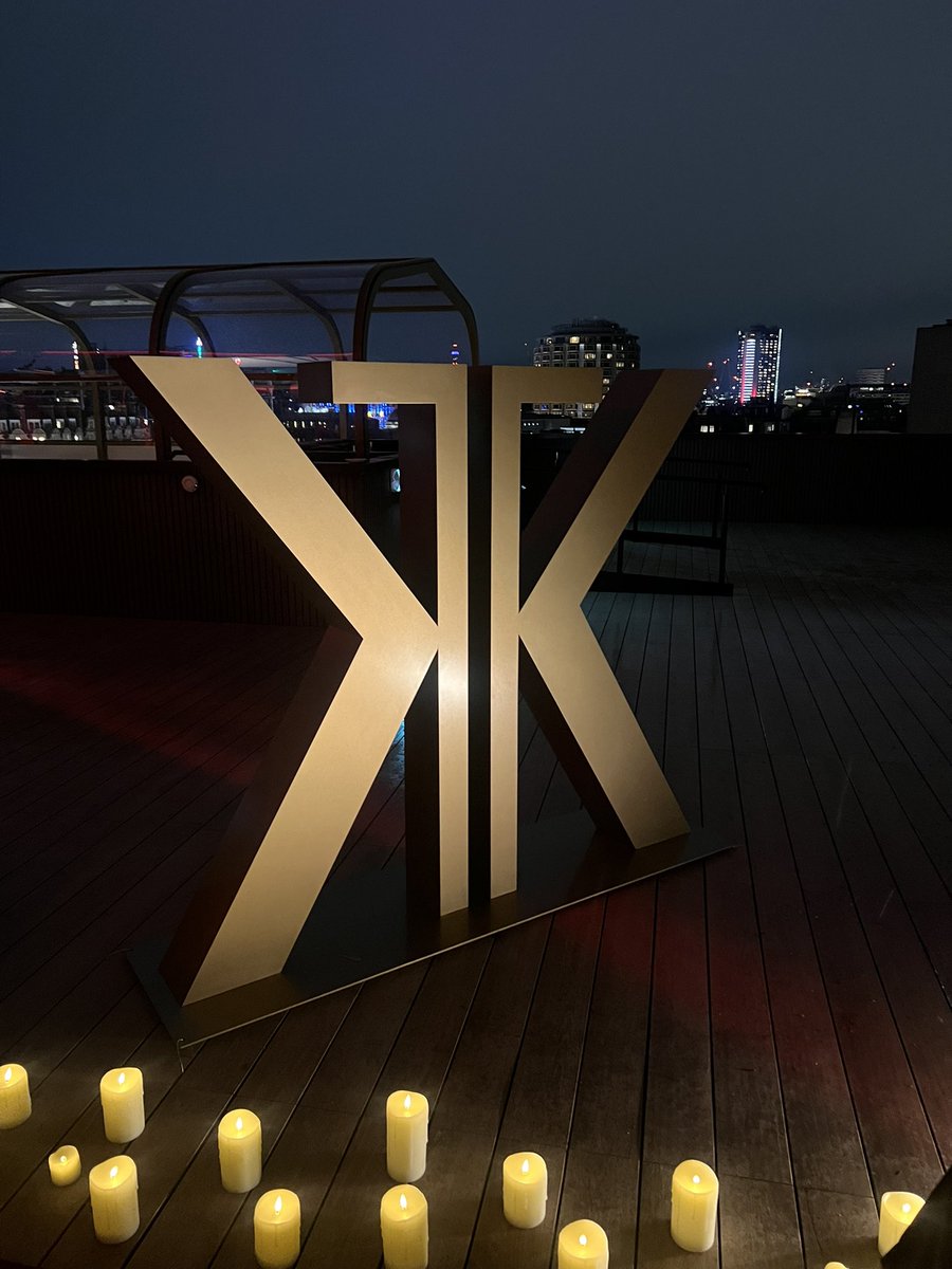 Fragrance Queen tweet media