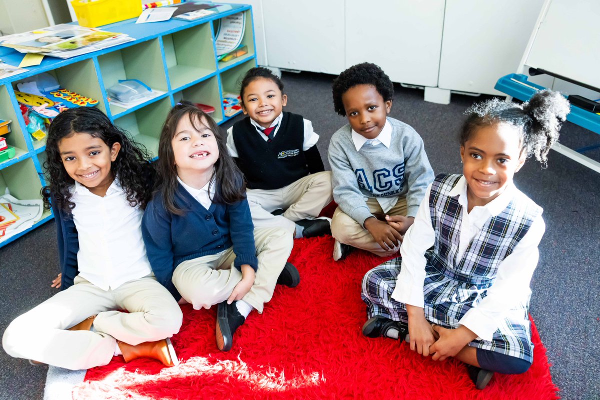 ADWCathSchools's tweet image. Wishing our #ADWcommunity a blessed Thanksgiving! 🍂 Grateful today and always for our students, families, and staff who make our Catholic schools such vibrant, faith-filled communities. May your holiday be full of peace and gratitude!