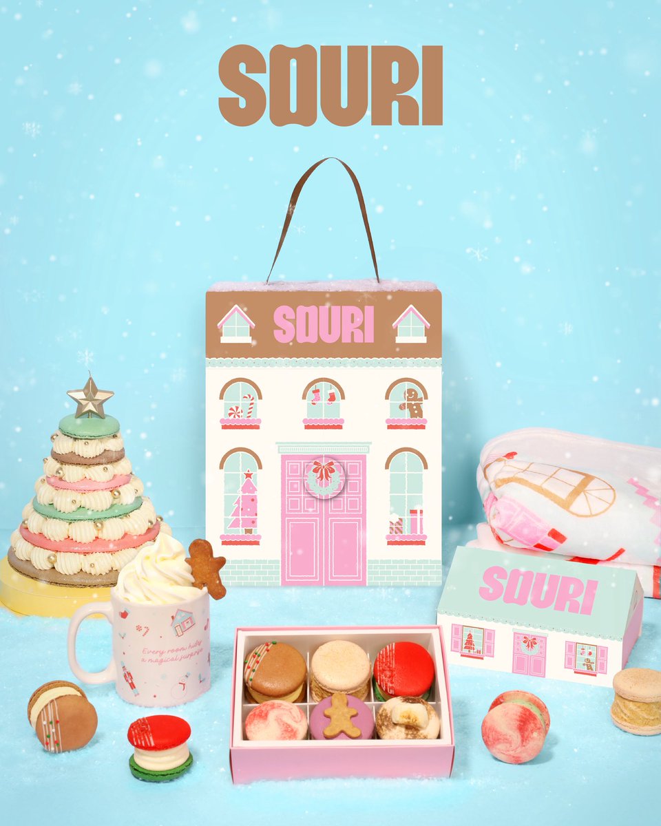 souri_bkk's tweet photo. บางห้องเก็บคำขอไว้เงียบ ๆ บางห้องซ่อนความฝันที่ยังรอเวลา และบางห้องมีพรที่พร้อมจะผลิบาน รอเพียงให้ใครสักคนเปิดประตูเข้าไปพบ 🚪✨

ขอต้อนรับสู่ SOURI Christmas Magic Home บ้านที่ซ่อนความปรารถนาไว้ในทุกมุม เพียงก้าวแรกที่เปิดประตูเข้ามา คุณจะได้สัมผัสความมหัศจรรย์ที่เริ่มต้นตั้งแต่หน้าบ้าน ผ่านไปยังห้องนั่งเล่น ห้องครัว จนถึงห้องนอนอันอบอุ่น

ทุกห้องล้วนพร้อมเสกให้ทุกความปรารถนาเป็นจริง ผ่านขนมและของขวัญสุดน่ารัก ที่จะทำให้คริสต์มาสนี้อบอุ่นและพิเศษกว่าที่เคย 🎄✨

📍 แล้วเจอกันที่ SOURI ทุกสาขา
🛵 Grab / LINE MAN / LINE Shopping
🎀 เริ่มวางขาย 4 Dec 2025 เป็นต้นไป

#SOURI #SOURIBKK #SOURIMagicHome #Christmas
