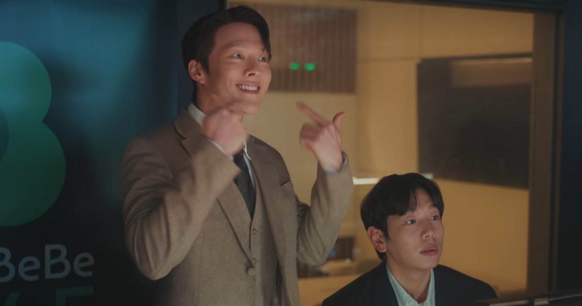 dramabeans's tweet image. Caption This #137 
[Your caption here]
Show off your wit, flex your comedic muscles, and make us all laugh in our Caption This series! Drop your caption... dramabeans.com/2025/11/captio…