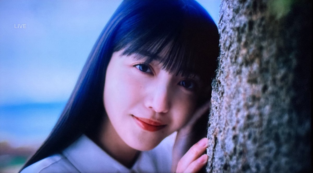 #久保史緒里
初期の平成アイドルカット久保史緒里ガチ恋勢だったけど最後の笑顔と輝きに亡霊成仏😇