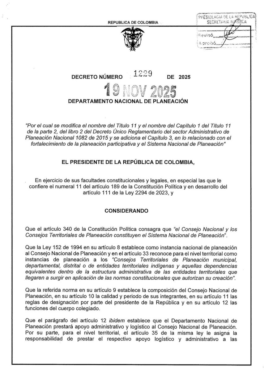 👀
¡Este es uno de los avances democráticos más importantes en muchos años!

Nuestra directora del @DNPColombia, <a href="/NataliaIrene/">Natalia Irene</a>, firmó el Decreto 1229 de 2025, que transforma nada menos que la planeación participativa en Colombia.

¿Por qué es tan importante?😮

Les explico:

🧵