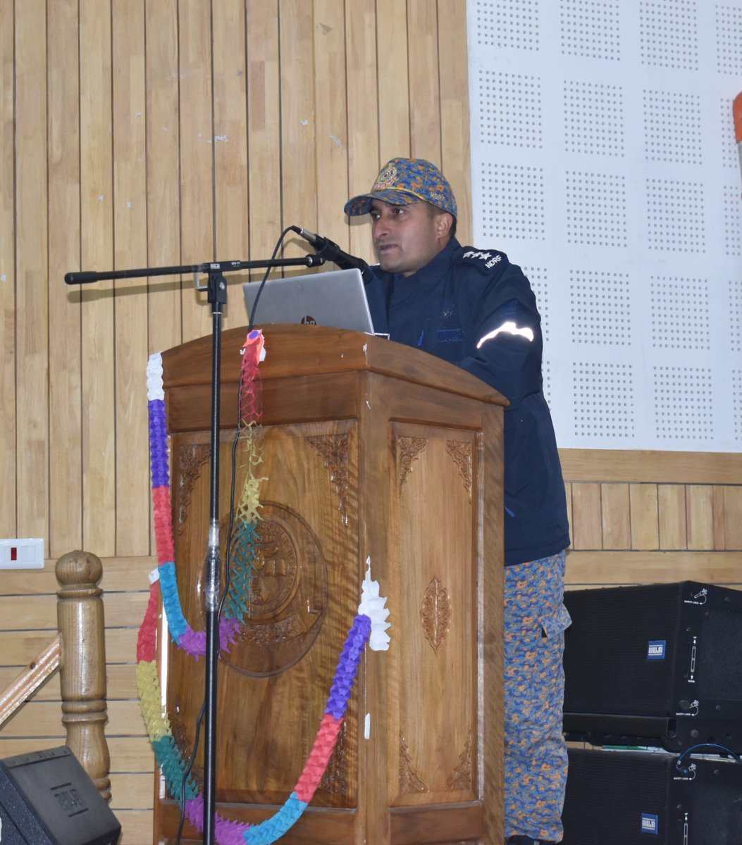 13Bnndrf's tweet image. Team 13 BN NDRF conducted District level Mock Exercise at Imtiaz Memorial Government Degree College, District Shopian, J&amp;amp;K to enhance preparedness and response capabilities for earthquake related disasters.
@NDRFHQ
 @ndmaindia
@official_dgar
 @ANI