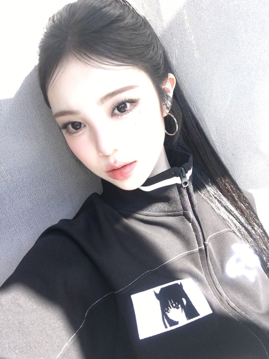 Hearts2Hearts 이안 이미지 1