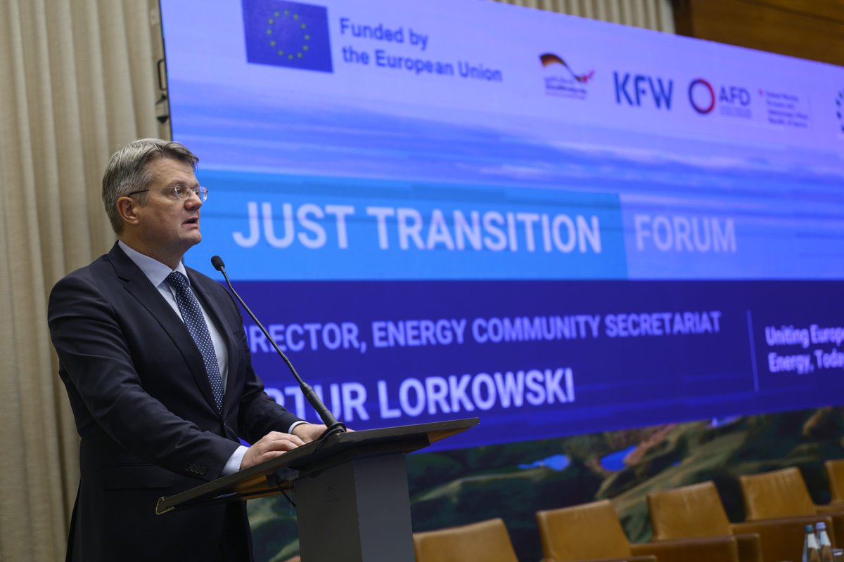 Ener_Community's tweet image. 💫 Just Transition Forum Unites Regional Leaders to Tackle Energy Poverty and Shape a Fair Energy Future

Read the full press release —  bit.ly/4p3B21Y