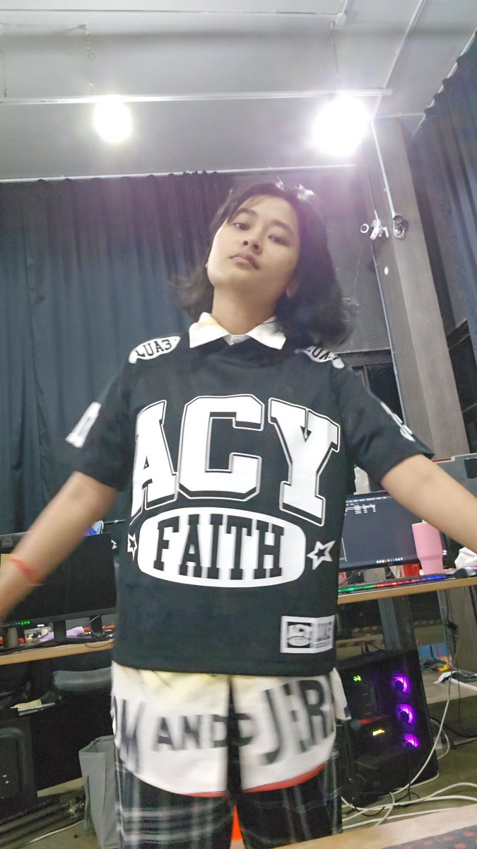 ดีที่เป็นคนตัวเล็ก เลยพอดี