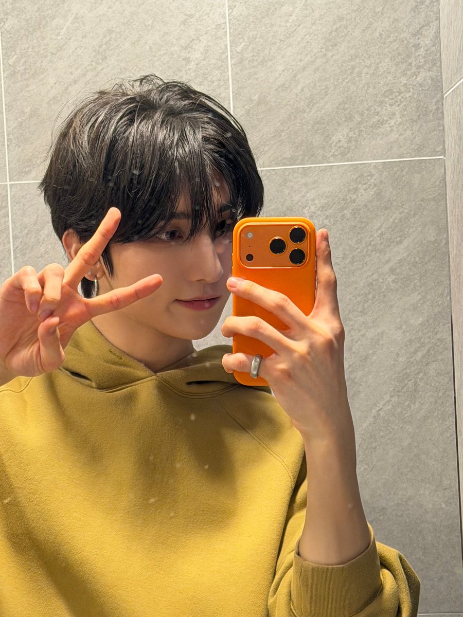 컴백과 동시에 애끼반지도 컴백이야 ,...🥹🥹🥹
연우의 자신감이 가득 채워지기를 💟