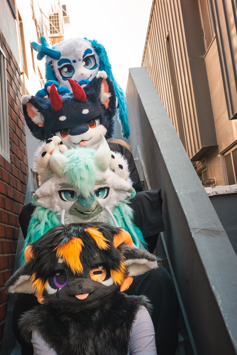 namlang_bunny's tweet image. #Furstclass3 #furstclass 

 지난 퍼스트 클래스 3에서 다같이 찍은 사진이야! 내가 작게 연 파티인데도 놀러와줘서 정말 고마워~ 다음에 또 만나서 놀자구!