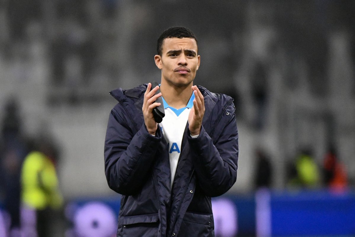 VibesFoot's tweet image. 🔴 𝗠𝗔𝗦𝗢𝗡 𝗚𝗥𝗘𝗘𝗡𝗪𝗢𝗢𝗗 𝗡&apos;𝗘𝗦𝗧 𝗣𝗔𝗦 𝗖𝗢𝗡𝗦𝗜𝗗𝗘́𝗥𝗘́ 𝗣𝗔𝗥 𝗧𝗛𝗢𝗠𝗔𝗦 𝗧𝗨𝗖𝗛𝗘𝗟 𝗣𝗢𝗨𝗥 𝗟𝗔 𝗦𝗘́𝗟𝗘𝗖𝗧𝗜𝗢𝗡 ! ❌🏴󠁧󠁢󠁥󠁮󠁧󠁿

La Jamaïque le veut, il a son passeport, mais plusieurs joueurs de la sélection restent sceptiques sur sa venue. 🇯🇲

🗞️@TheAthleticFC