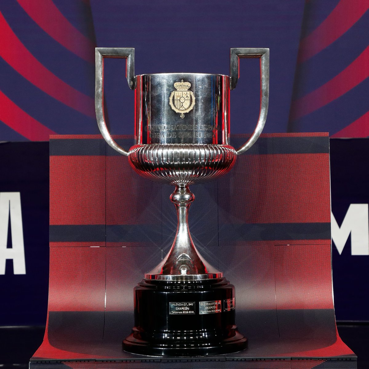 El martes 𝟵 𝗱𝗲 𝗱𝗶𝗰𝗶𝗲𝗺𝗯𝗿𝗲, a partir de las 𝟭𝟯𝗵...

🤩 ¡𝗦𝗼𝗿𝘁𝗲𝗼 de los DIECISEISAVOS DE FINAL de la #CopaDelReyMAPFRE!

ℹ️ <a href="/FCBarcelona_es/">FC Barcelona</a>, <a href="/realmadrid/">Real Madrid C.F.</a>, <a href="/Atleti/">Atlético de Madrid</a> y <a href="/AthleticClub/">Athletic Club</a> entrarán en escena. 

📺 <a href="/MovistarFutbol/">MovistarFútbol</a>, <a href="/teledeporte/">Teledeporte</a> y rfef.es.