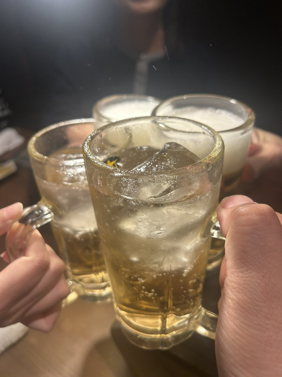 職場の仲間たちと🍺
いつも運転手役だけどみんなめちゃくちゃ楽しそうなのがなにより🍖めちゃくちゃ食べたのに案外リーズナブルでした🙏ご馳走様でした😋