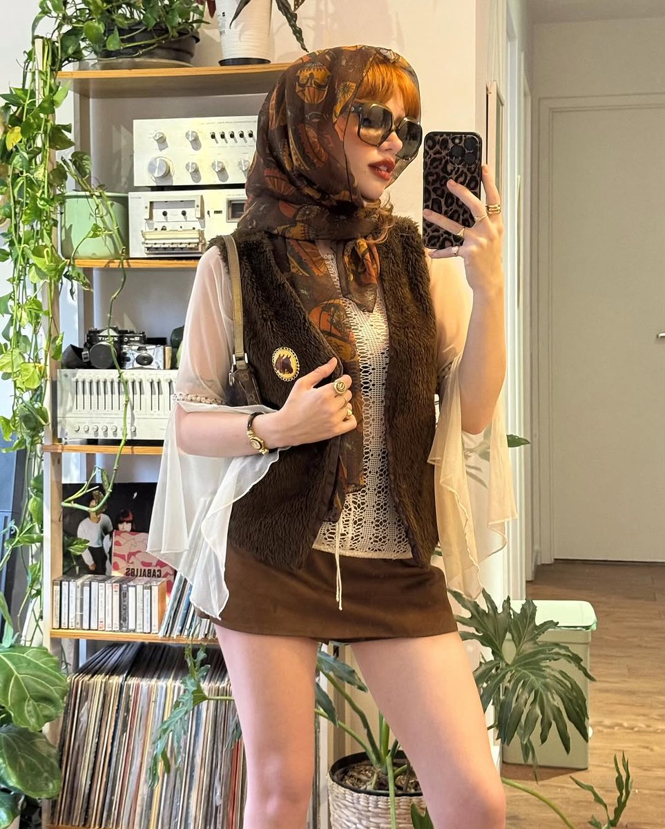 linuxarch__'s tweet image. outfit of the day :)