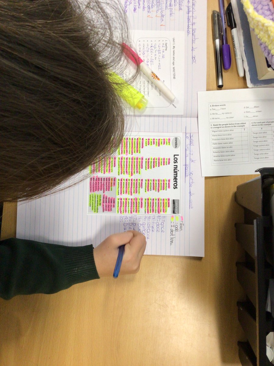 west_moors's tweet image. We supported numeracy in  Spanish  by colour-coding odd and even numbers up to 100. Then came the challenge: solving simple sums entirely in Spanish! 🔢 Great fun seeing languages and maths combined. ¡Qué listos! #Year7 #SpanishNumeracy #CrossCurricular