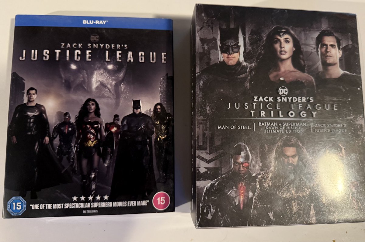 Thankful on this #Thanksgiving that we actually made this happen 🙏

Now let’s #MakeTheBatfleckMovie and #RestoreTheSnyderVerse