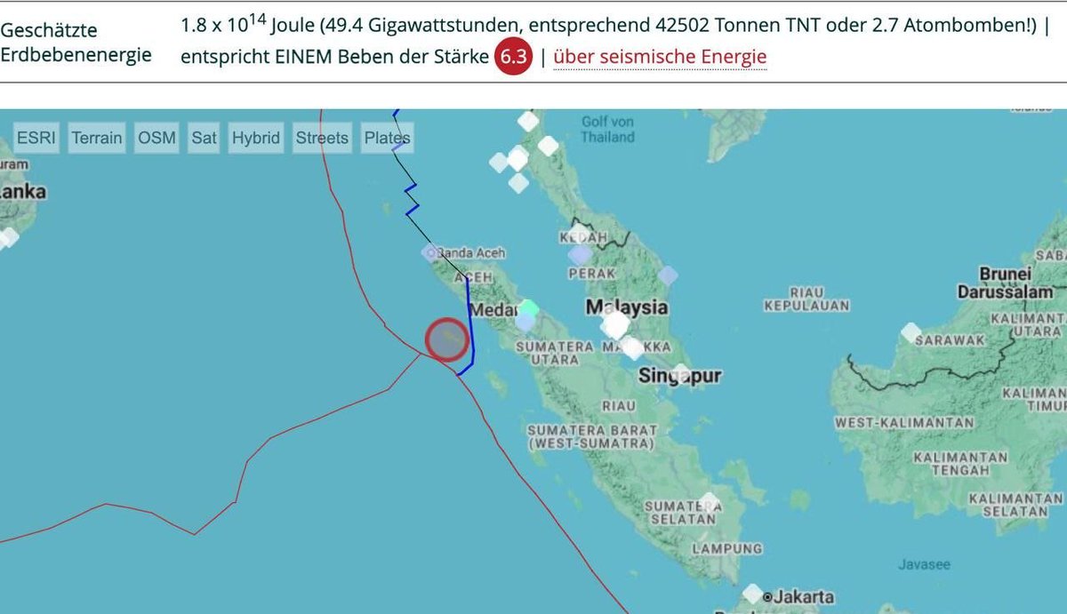 irene_makarenko's tweet photo. Climate Awareness🚩Nov 27, 2025

🚨M6.3 earthquake on Simeulue Island at 25 km depth, 46 km from Sinabang, #Indonesia🇮🇩
🌊Large-scale flood in the city of Padang, Sumatra 🇮🇩
🌊Devastating flooding in Aceh Province 🇮🇩
❄️Heavy snowfall in Smolensk region, #Russia 
#ClimateSolution https://t.co/mPEof0FAVy