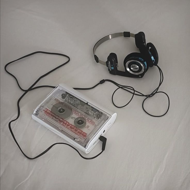 mxmffld's tweet image. ᅠ
⠀
︎ ︎⠀  𝒯hrow       𝐲𝐨𝐮𝐫𝐬𝐞𝐥𝐟       into       𝗛𝗘𝗟𝗟,   
⠀   blindly       relying       𝑜𝑛       𝘁͟𝗵͟𝗲͟   faith     
      that        you         will        be    
           ׅ             able         𝓉o         endure⠀⠀⠀
       
︎ ︎⠀⠀
⠀