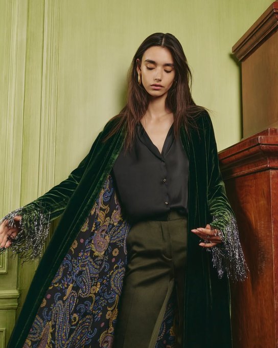 بالتزامن مع عيد الاتحاد.. إليكِ بصمة إماراتية خالدة تزيّن إطلالاتكِ بشكل أنيق 