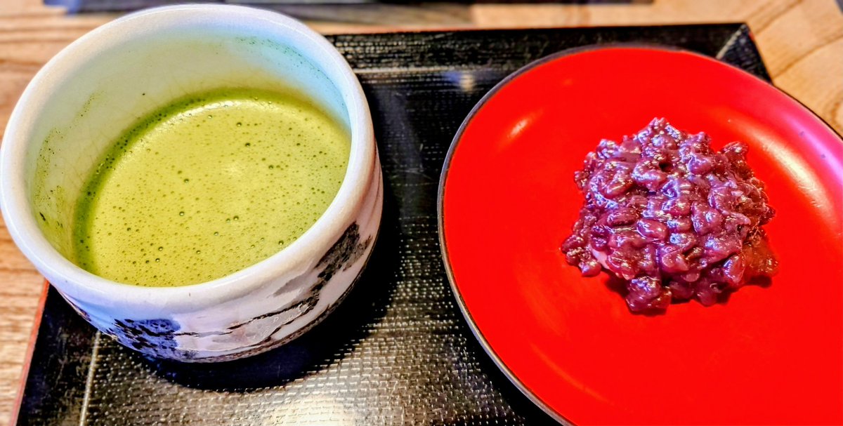 drivenboost's tweet image. 「長岡の午後、江口団子にて」
抹茶の静けさ、餡の甘み。  
余白と余韻が、心に響く幻想。  

#江口団子 #長岡市 #和菓子 #抹茶 #幻想 #もちごめ