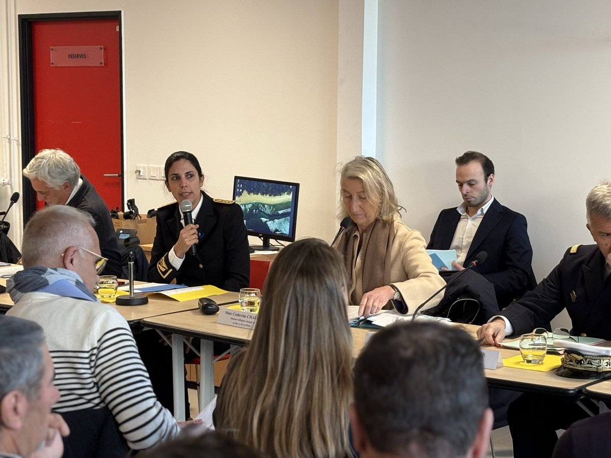 Image de Préfet de l'Hérault - La ministre déléguée chargée de la Mer et de la Pêche a réuni au lycée de la mer Paul Bousquet de #S