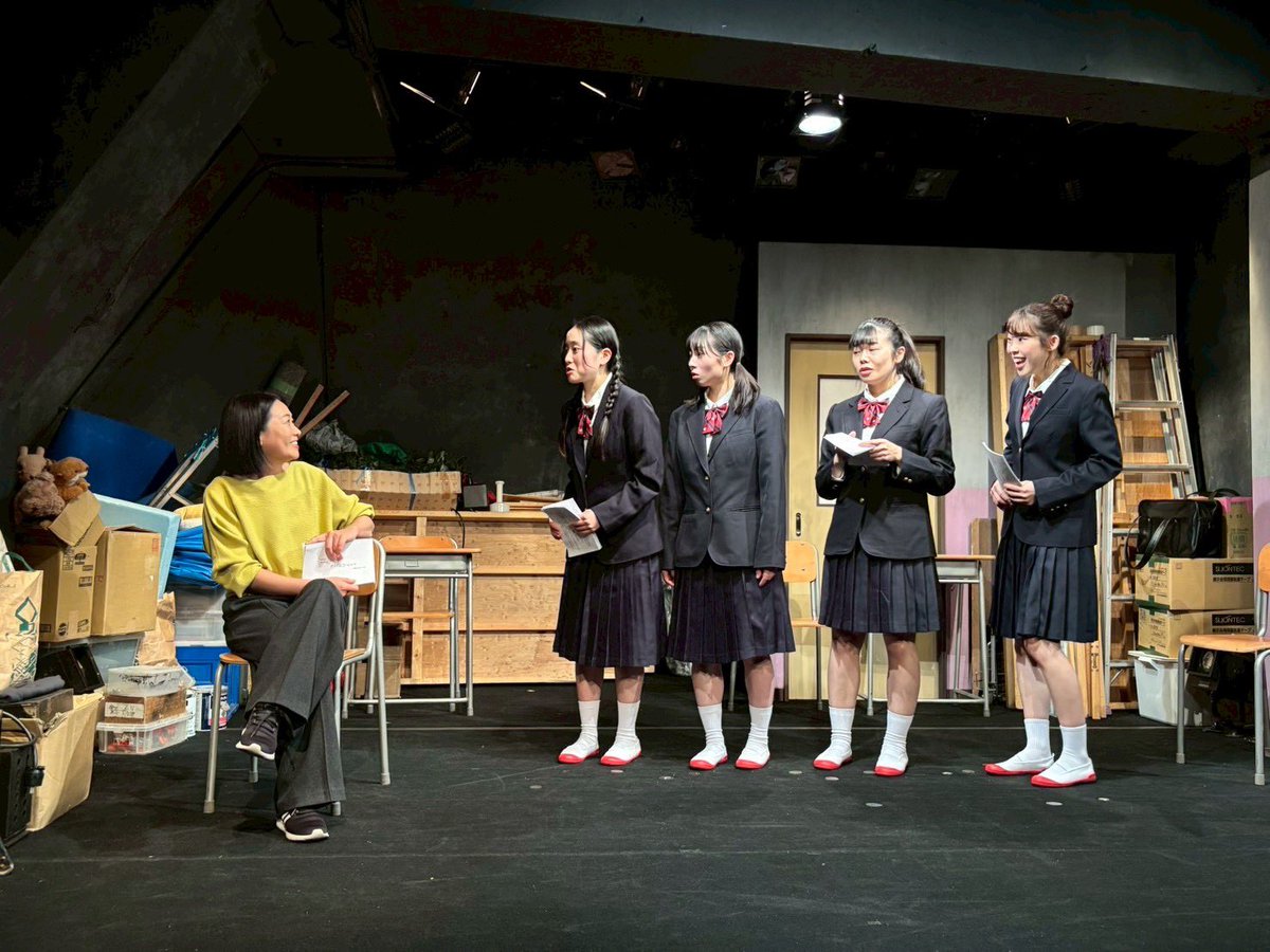 🌟動画配信のお知らせ🌟
B.LET'S第22回公演
『鴨川リトルウォーズ』
💫 ¥2500

廃部寸前の演劇部 最後の舞台は
まさかの『スターウォーズ』
京都の女子校で起きた小さな反乱の物語

配信券 販売中❗️
blets.stores.jp/items/6918acd9…