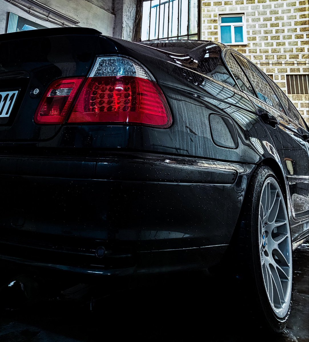 TheReisUB's tweet photo. #bmw #e46love https://t.co/te2JeH3k3a