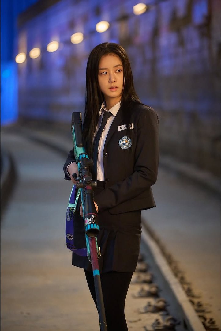 FOREVER KIM JISOO tweet media