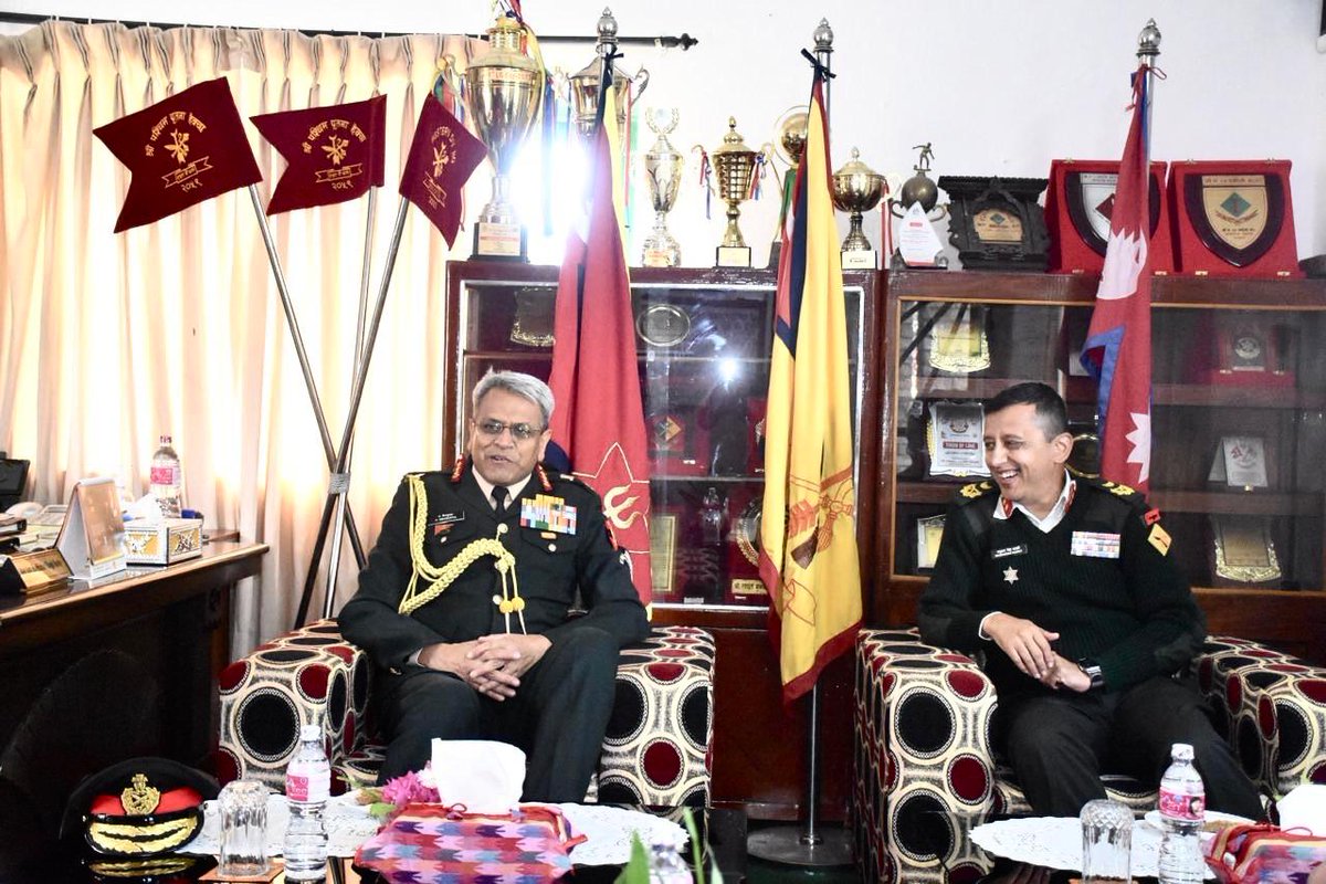 IndiaInNepal's tweet image. Lt Gen Anindya Sengupta, PVSM, UYSM, AVSM, YSM, GOC-in-C, Central Command, Indian Army interacted with GOC, Western Div, Nepali Army at Pokhara and discussed steps to further strengthen the military ties between India and Nepal. 

#IndiaNepalFriendship
@MEAIndia @IndianDiplomacy…