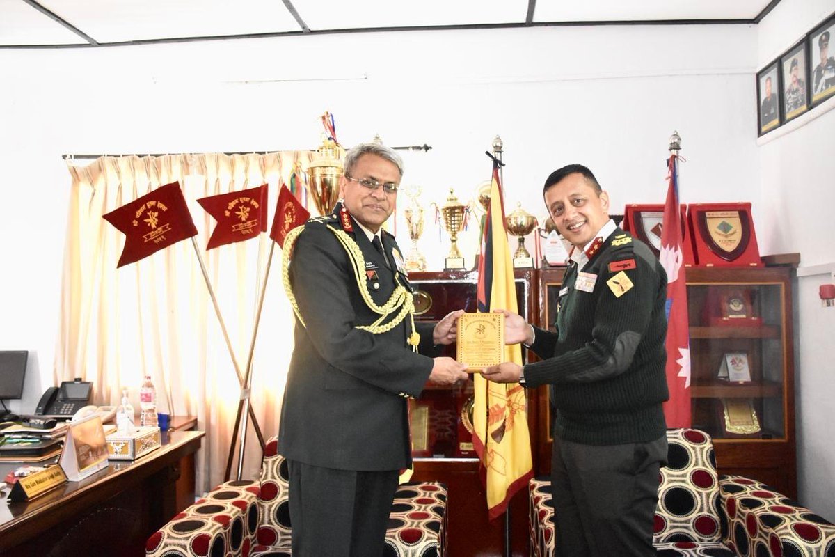 IndiaInNepal's tweet image. Lt Gen Anindya Sengupta, PVSM, UYSM, AVSM, YSM, GOC-in-C, Central Command, Indian Army interacted with GOC, Western Div, Nepali Army at Pokhara and discussed steps to further strengthen the military ties between India and Nepal. 

#IndiaNepalFriendship
@MEAIndia @IndianDiplomacy…