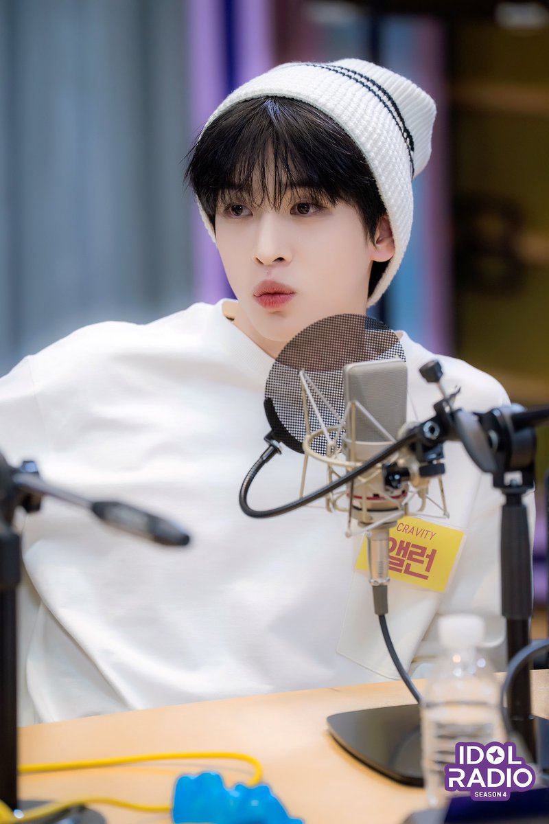 [#아이돌라디오4 앨범 251126]

EP#179 아돌라는 크래비티를 멈출 수 없어 Like Lemonade🍋 (DJ 선우)

👏고추장 삼겹살 #세림
오늘은 조용 컨셉💫 #앨런

<a href="/CRAVITYstarship/">CRAVITY OFFICIAL</a>

#MBC #IDOLRADIO #아이돌라디오 #크래비티 #CRAVITY