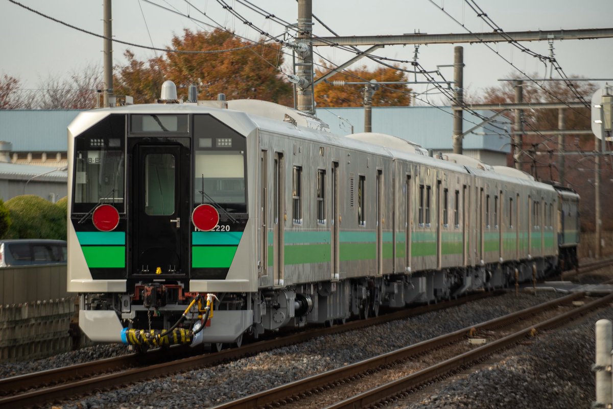 EF65 2092 HB-E220系 八高線用 甲種 2025/11/27
北本-鴻巣