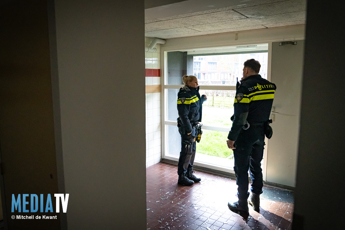 Vuurwerkbom geëxplodeerd bij voordeur in Rotterdam