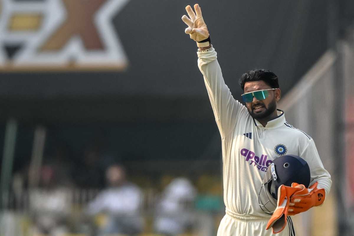 CricCrazyJohns's tweet image. 🚨 MESSAGE FROM RISHABH PANT 🚨

There is no shying away from the fact that we didn&apos;t play good enough cricket over the last two weeks.

As a team and as individuals, we always want to perform at the highest level and bring smiles to billions of Indians.

Sorry we couldn&apos;t live…