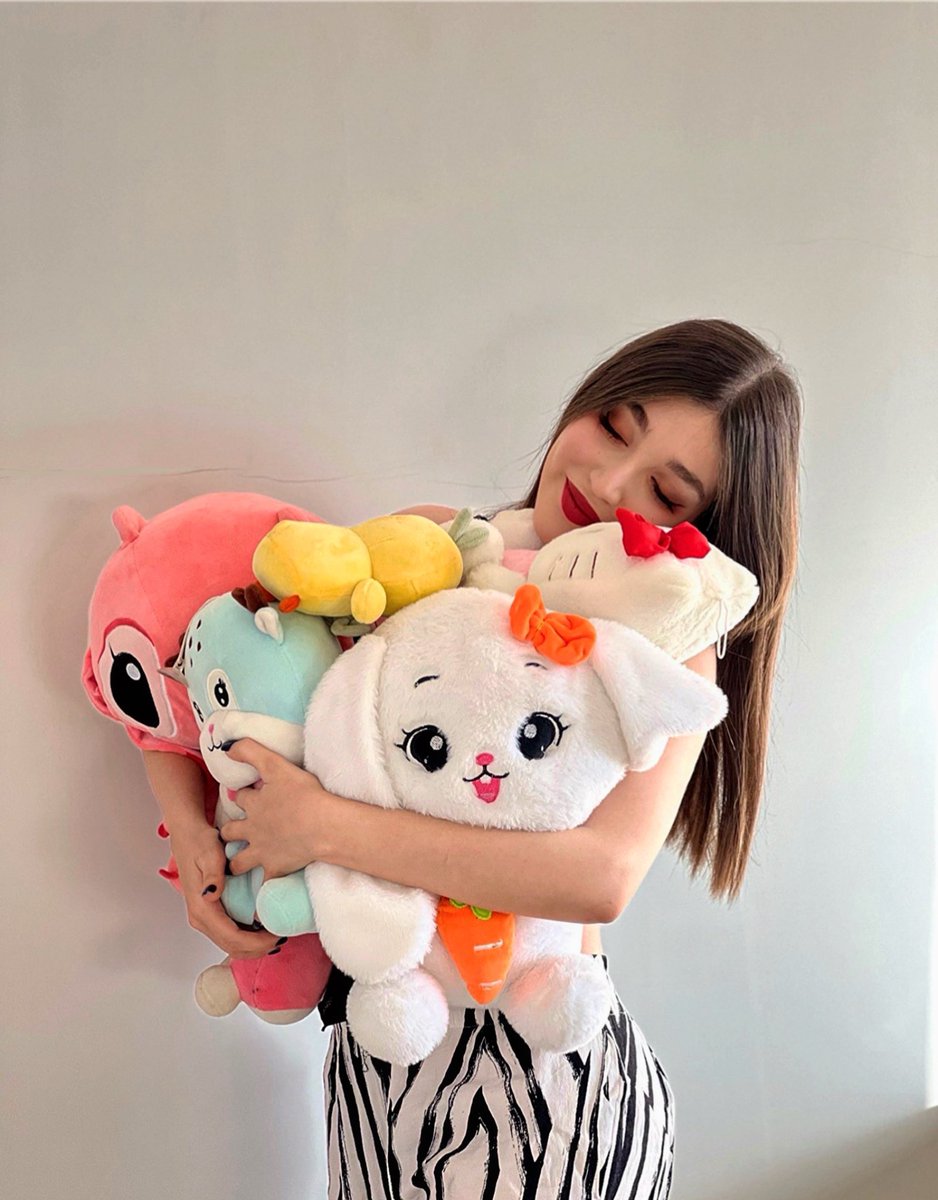 اینا تیم خوشحالیه منن🧸