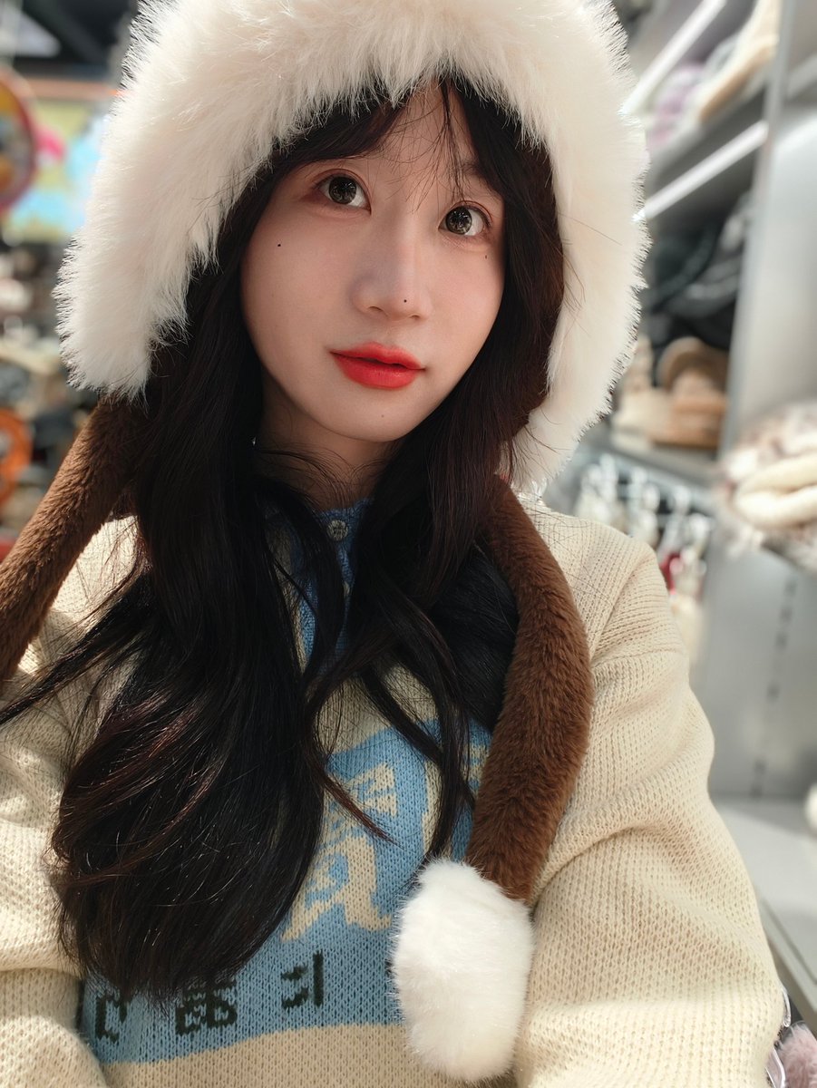 Echo02450260's tweet photo. 降温了暖手手❄️
#男娘 https://t.co/y4tlubYpd3